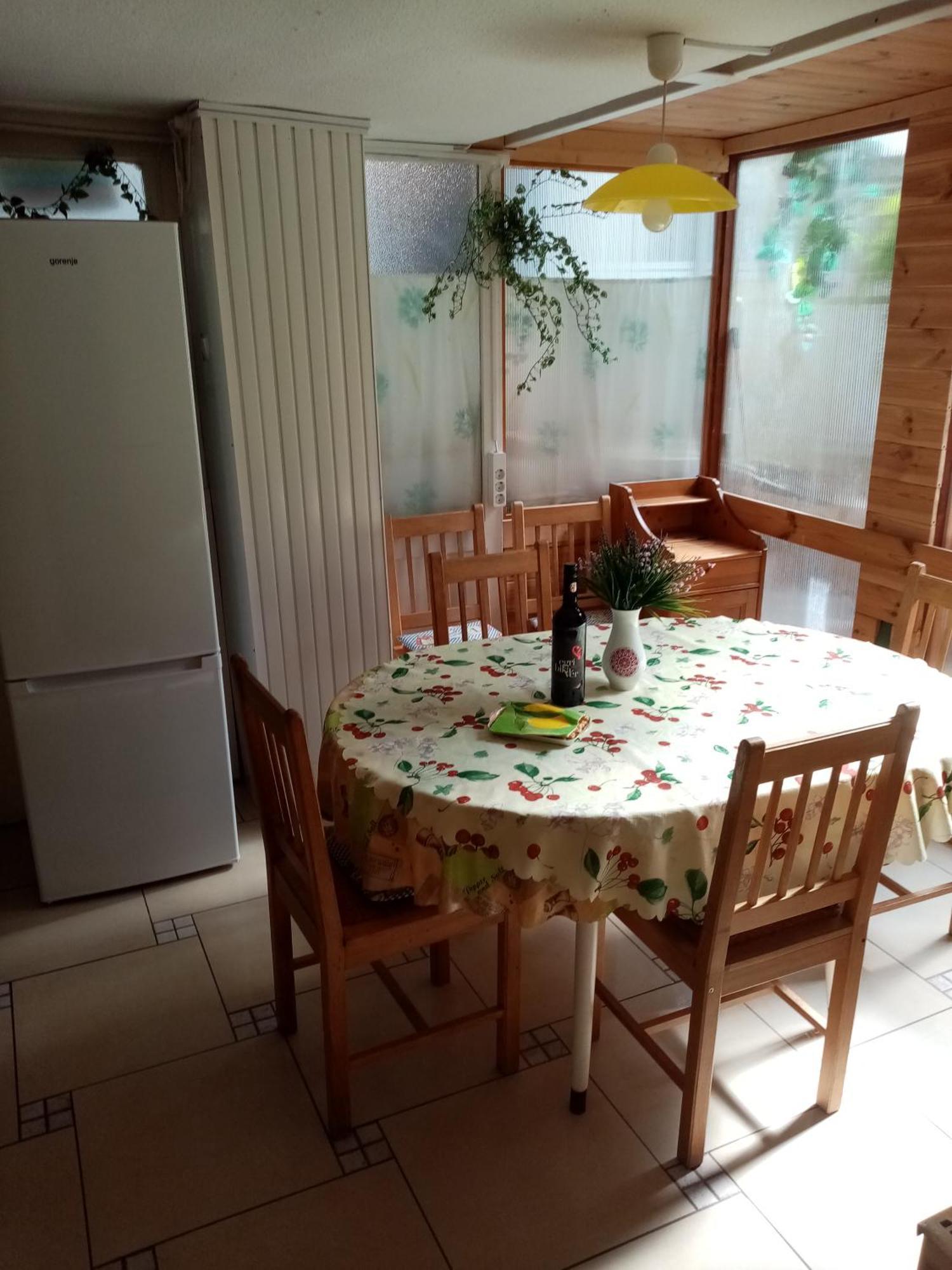 Családi Vendégház Eger Esterno foto